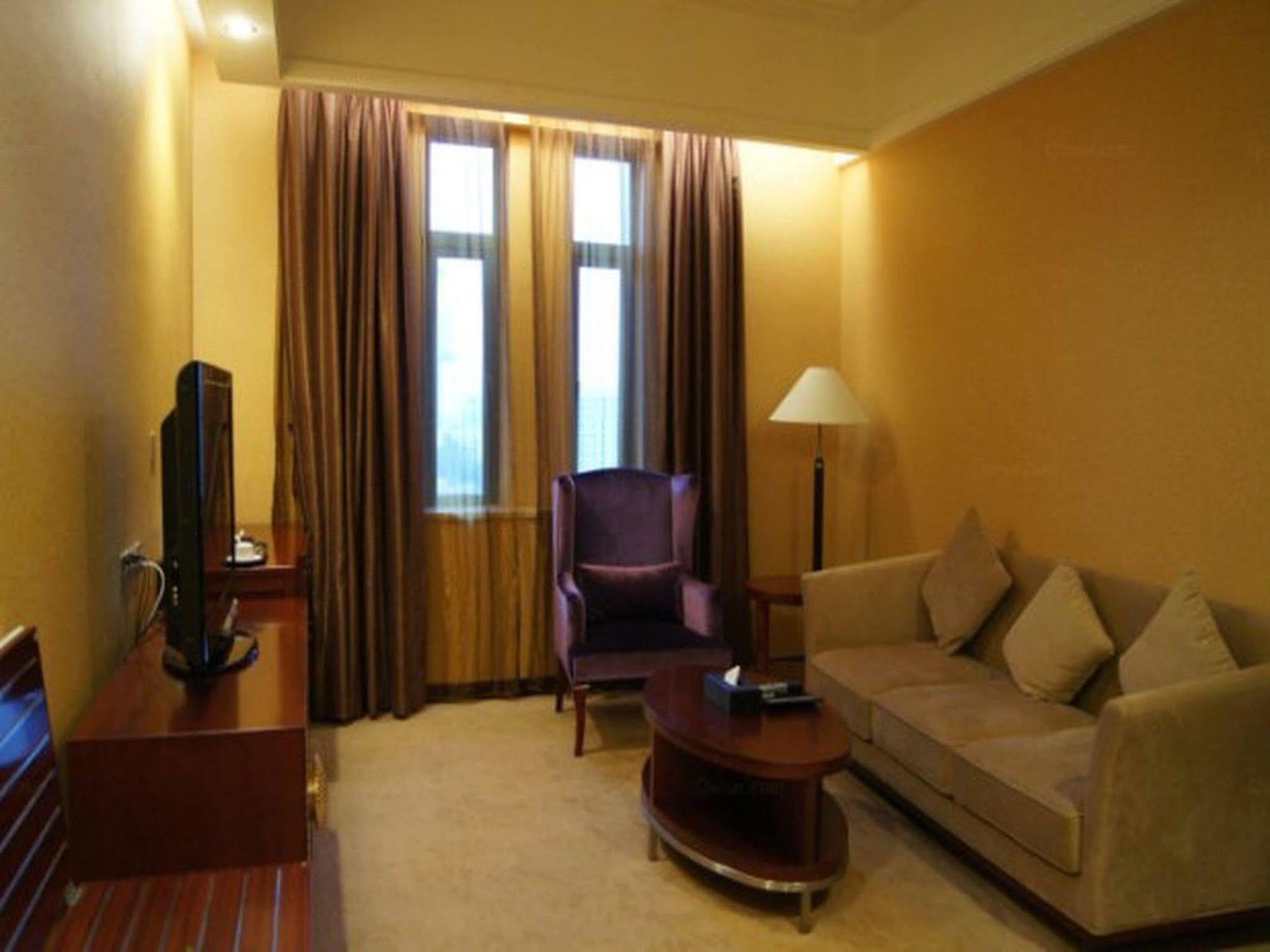 Yue Xiu Hotel Guangzhou Exterior foto